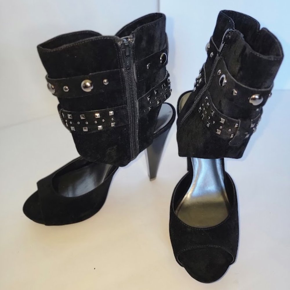 A.N.A Black mid-calf zip up heel Sz 8, GREAT CONDITION!